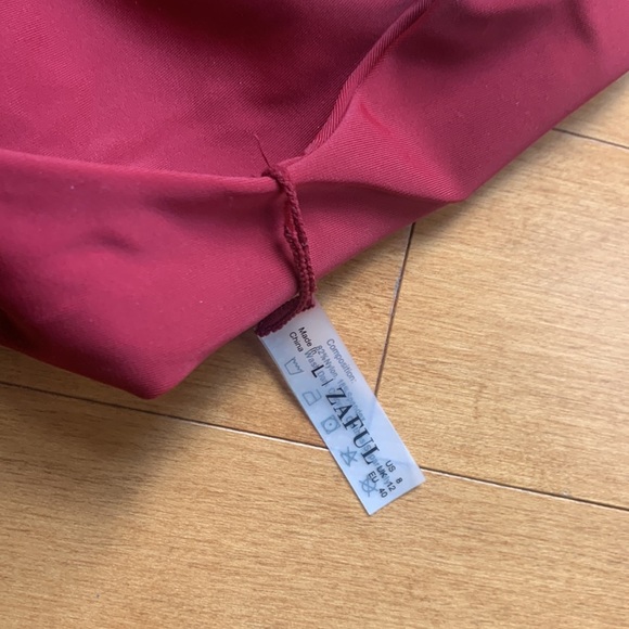 Zaful High Waisted Triangle  2 Pc. Burgandy Bikini size 8 NEW - Picture 8 of 13